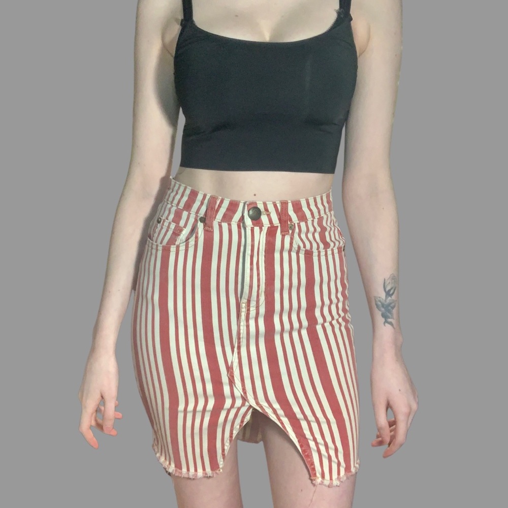 Free People red and white striped denim skirt 25”